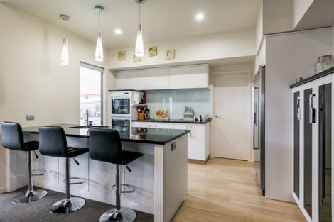 Photo of property in 52 Orotu Drive, Poraiti, Napier, 4112