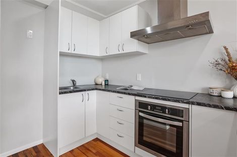 Photo of property in 4/32 Brixton Road, Mount Eden, Auckland, 1024