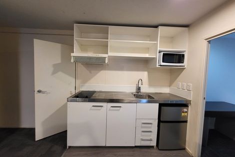Photo of property in Empire Apartments, 1325/21 Whitaker Place, Grafton, Auckland, 1010