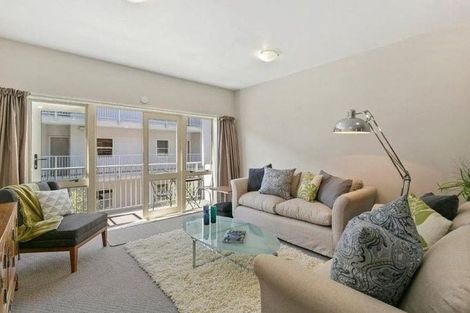 Photo of property in Luxford Villas, 109/72 Herald Street, Berhampore, Wellington, 6023