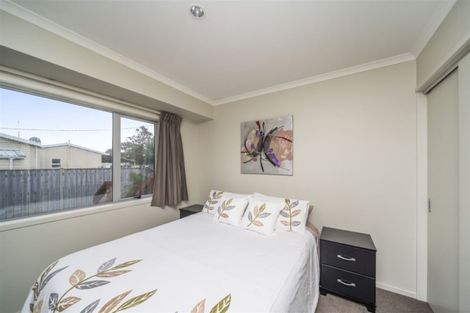 Photo of property in 90 Reid Avenue, Hawera, 4610