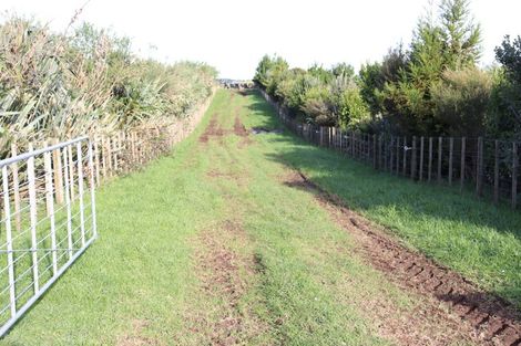 Photo of property in 192 Dover Road, Okato, New Plymouth, 4374