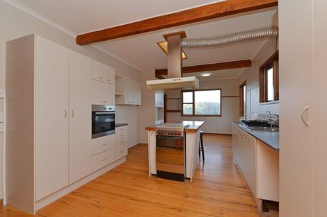 Photo of property in 36 Chester Road, Tawa, Wellington, 5028