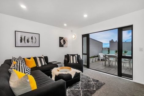 Photo of property in 8b Macaulay Street, Eden Terrace, Auckland, 1021