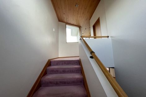 Photo of property in 19 Calypso Place, Rothesay Bay, Auckland, 0630