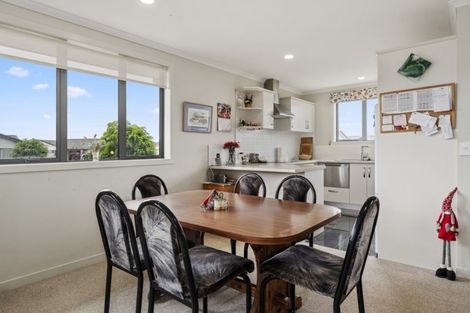Photo of property in Waterview Estate, 86/4 Greystone Place, Omokoroa, 3114