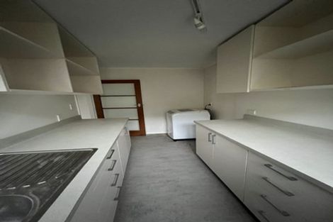 Photo of property in 64 Raroa Road, Kelburn, Wellington, 6012