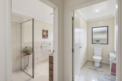 Photo of property in 143 Milne Drive, Paraparaumu, 5032