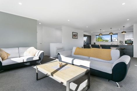 Photo of property in 1 Ada Close, Cambridge, 3434