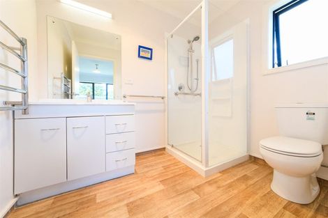 Photo of property in 12 Barnett Drive, Marton, 4710