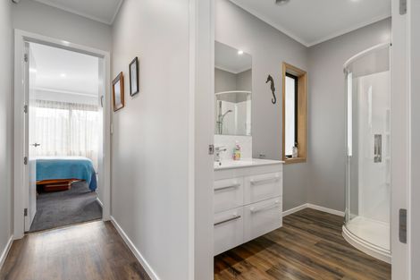 Photo of property in 17 Plains Avenue, Masterton, 5810