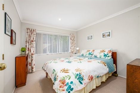 Photo of property in 34 Sapperton Drive, Henderson, Auckland, 0612