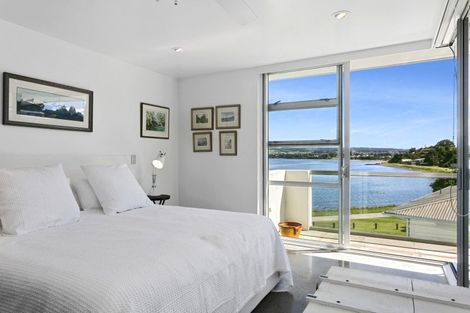 Photo of property in 10/2 Lowell Place, Waipahihi, Taupo, 3330