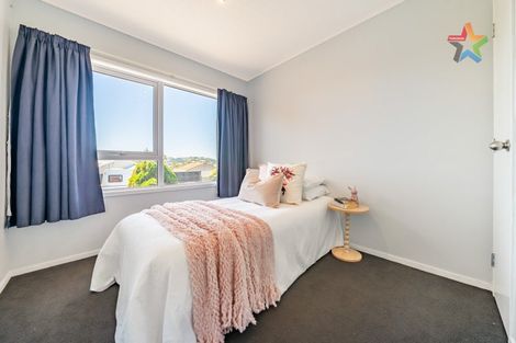 Photo of property in 11 Jasmine Grove, Maungaraki, Lower Hutt, 5010