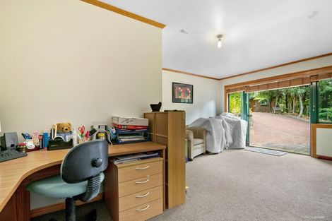 Photo of property in 214 Shaw Road, Oratia, Auckland, 0604