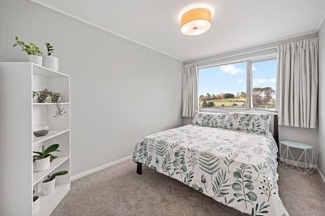 Photo of property in 76 Alabaster Drive, Papatoetoe, Auckland, 2025