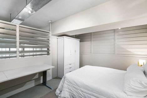 Photo of property in Stadium Garden Flats, 113/107 Thorndon Quay, Pipitea, Wellington, 6011