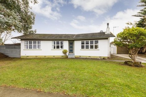 Photo of property in 8 John F Kennedy Drive, Milson, Palmerston North, 4414