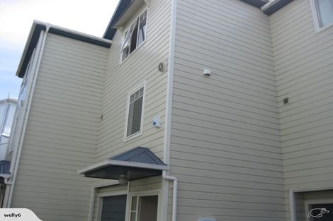 Photo of property in 1-4/10 Colombo Street, Newtown, Wellington, 6021