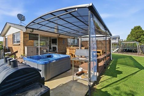 Photo of property in 11 Warihi Place, Ngongotaha, Rotorua, 3010