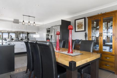 Photo of property in 12 Summerhaven Place, Ohauiti, Tauranga, 3112