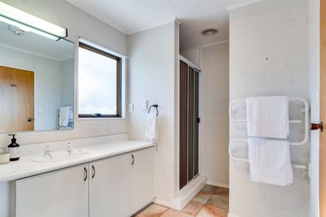 Photo of property in 58 Le Quesne Road, Bay View, Napier, 4104