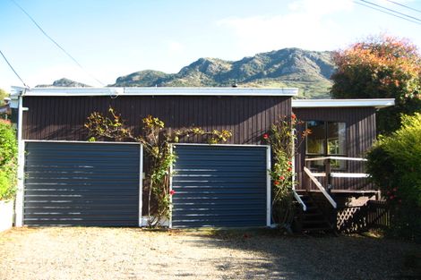 Photo of property in 5 Cholmondeley Lane, Governors Bay, Lyttelton, 8971