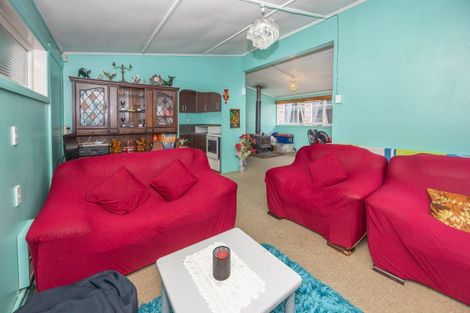 Photo of property in 39 Hakanoa Street, Huntly, 3700