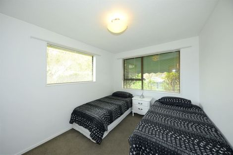 Photo of property in 2/11 Rubens Place, Burnside, Christchurch, 8053