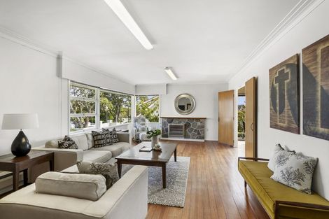 Photo of property in 216 Lake Road, Hauraki, Auckland, 0622