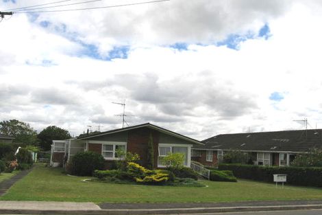 Photo of property in 3/13 Dodson Avenue, Milford, Auckland, 0620