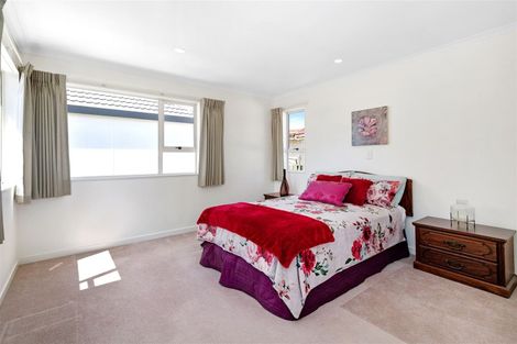 Photo of property in 1066a High Street, Avalon, Lower Hutt, 5011