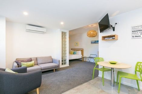 Photo of property in 109a Golf Road, Paraparaumu Beach, Paraparaumu, 5032