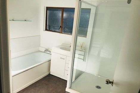 Photo of property in 1/43 Seaton Road, Murrays Bay, Auckland, 0630