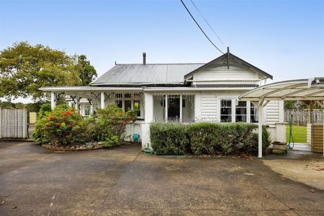 Photo of property in 1312 Devon Road, Brixton, Waitara, 4382