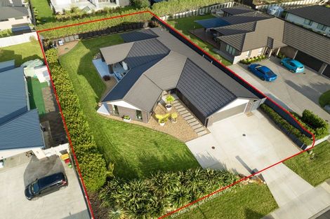 Photo of property in 14 Catherine Mclean Road, Pukekohe, 2120