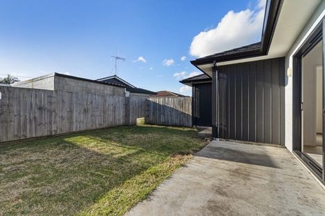 Photo of property in 3/18 Steele Road, Forest Lake, Hamilton, 3200