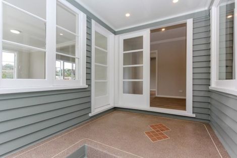 Photo of property in 8 Lorna Street, Lynmouth, New Plymouth, 4310