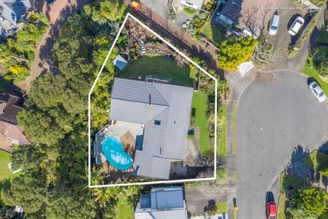 Photo of property in 14 Highwood Grove, Torbay, Auckland, 0630