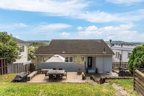 Photo of property in 20 Elphinstone Avenue, Strathmore Park, Wellington, 6022