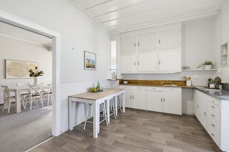 Photo of property in 94 Kauri Street, Miramar, Wellington, 6022