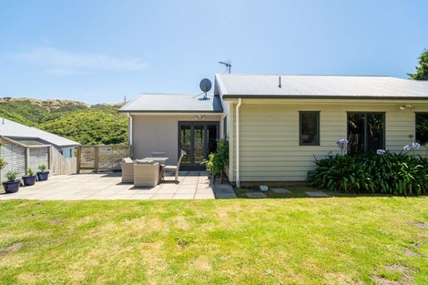 Photo of property in 16a Eastcott Grove, Churton Park, Wellington, 6037