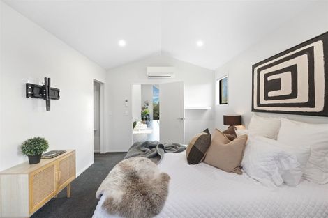 Photo of property in 21 Soudley Court, Jacks Point, Queenstown, 9371