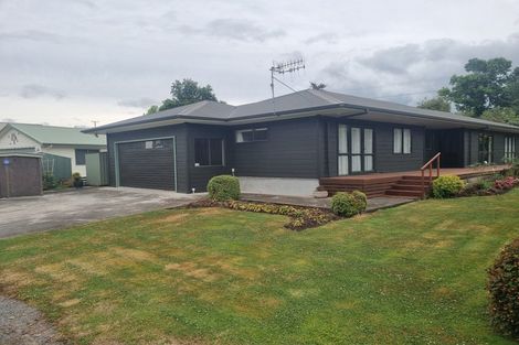 Photo of property in 2 Petersen Place, Waipukurau, 4200