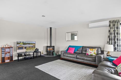 Photo of property in 8 Henderson Drive, Alexandra, 9320