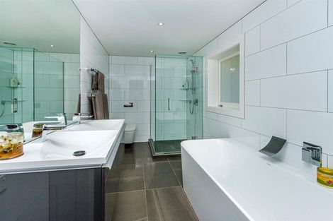 Photo of property in 11 Eric Price Avenue, Takapuna, Auckland, 0620