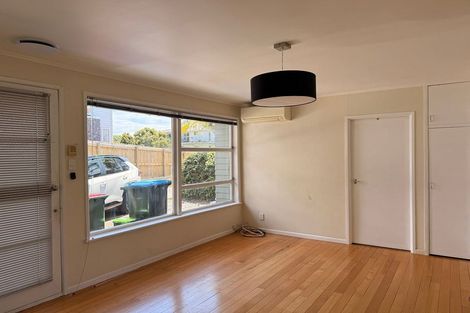 Photo of property in 7b Steele Street, Meadowbank, Auckland, 1072