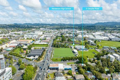 Photo of property in 21 Smythe Road, Henderson, Auckland, 0612