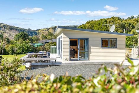 Photo of property in 21 Bathgate Road, Pakiri, Wellsford, 0972