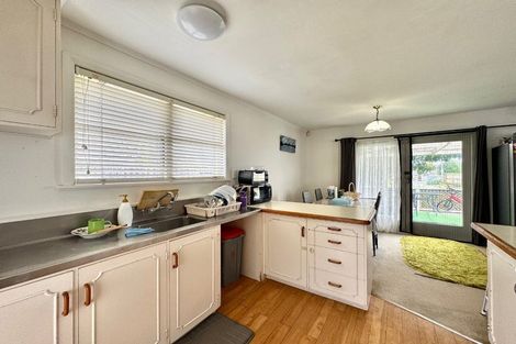 Photo of property in 42 Bowater Place, Manurewa, Auckland, 2102